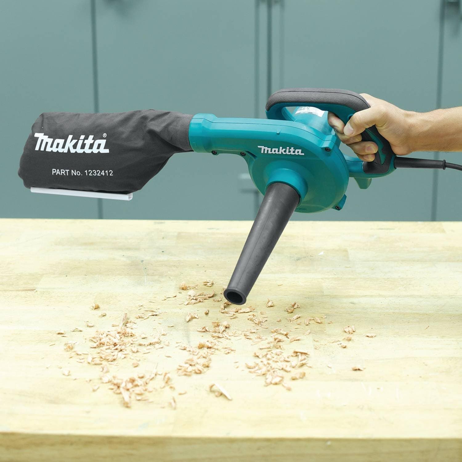 Makita UB1103 Air Blower view 1